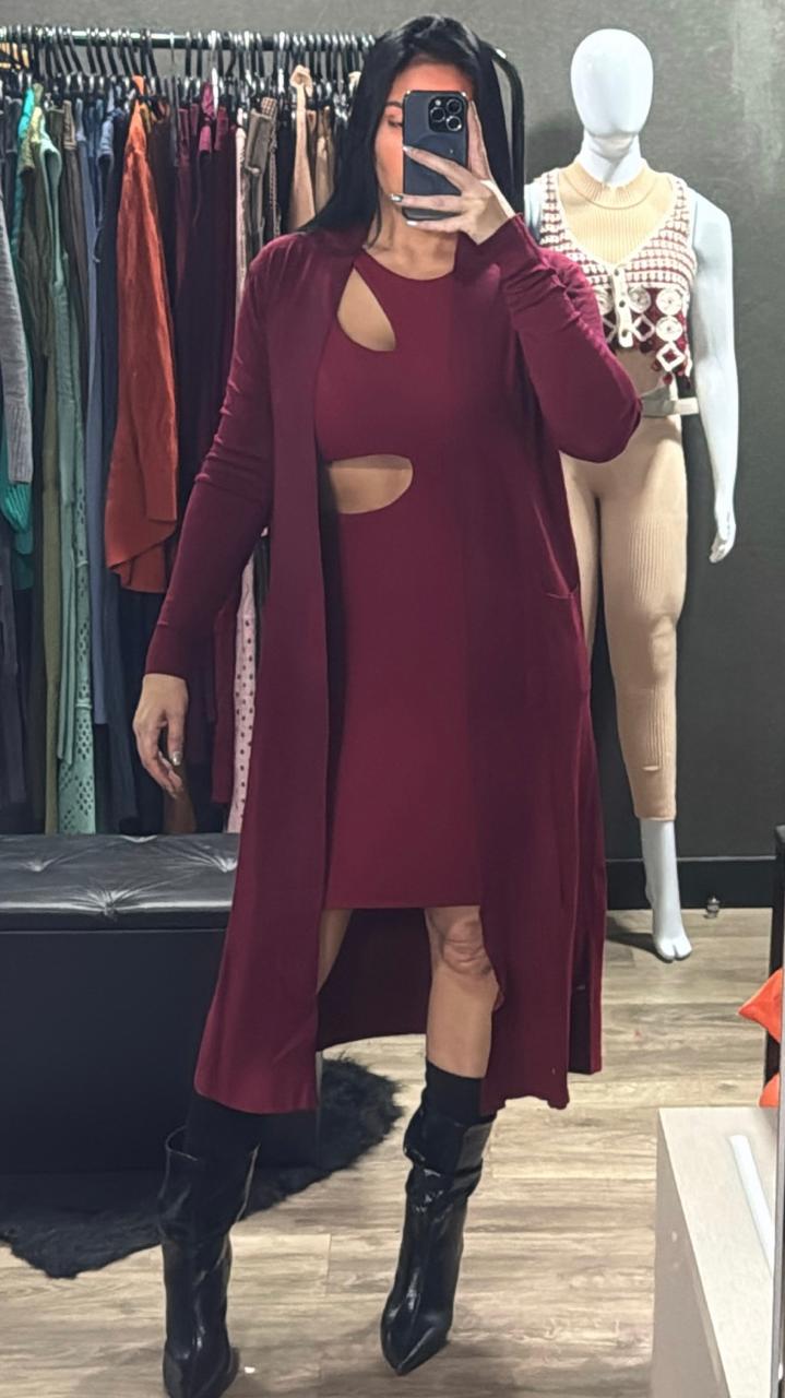Vestido Com Recorte