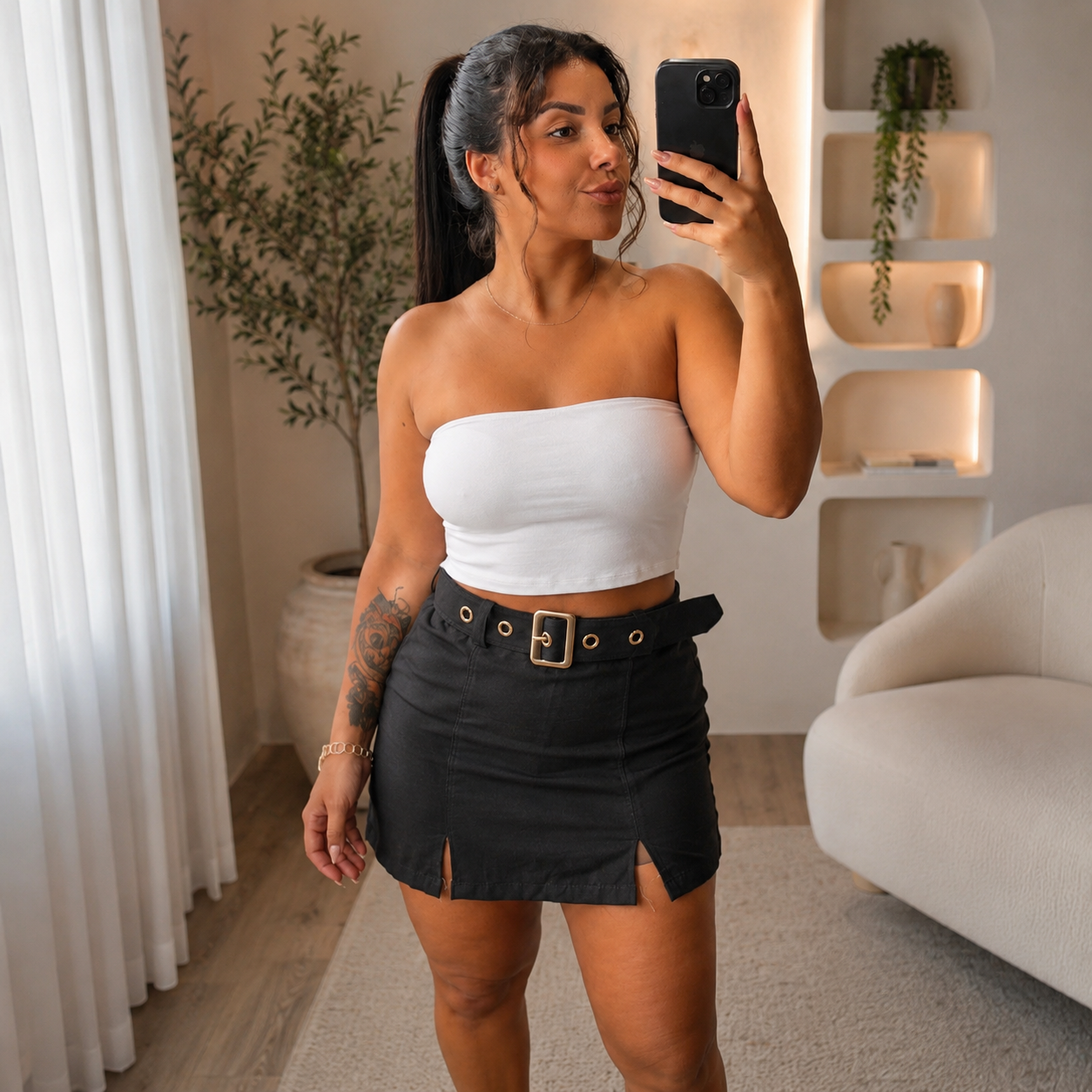 Shorts/Saia Fenda + Cinto Brilho