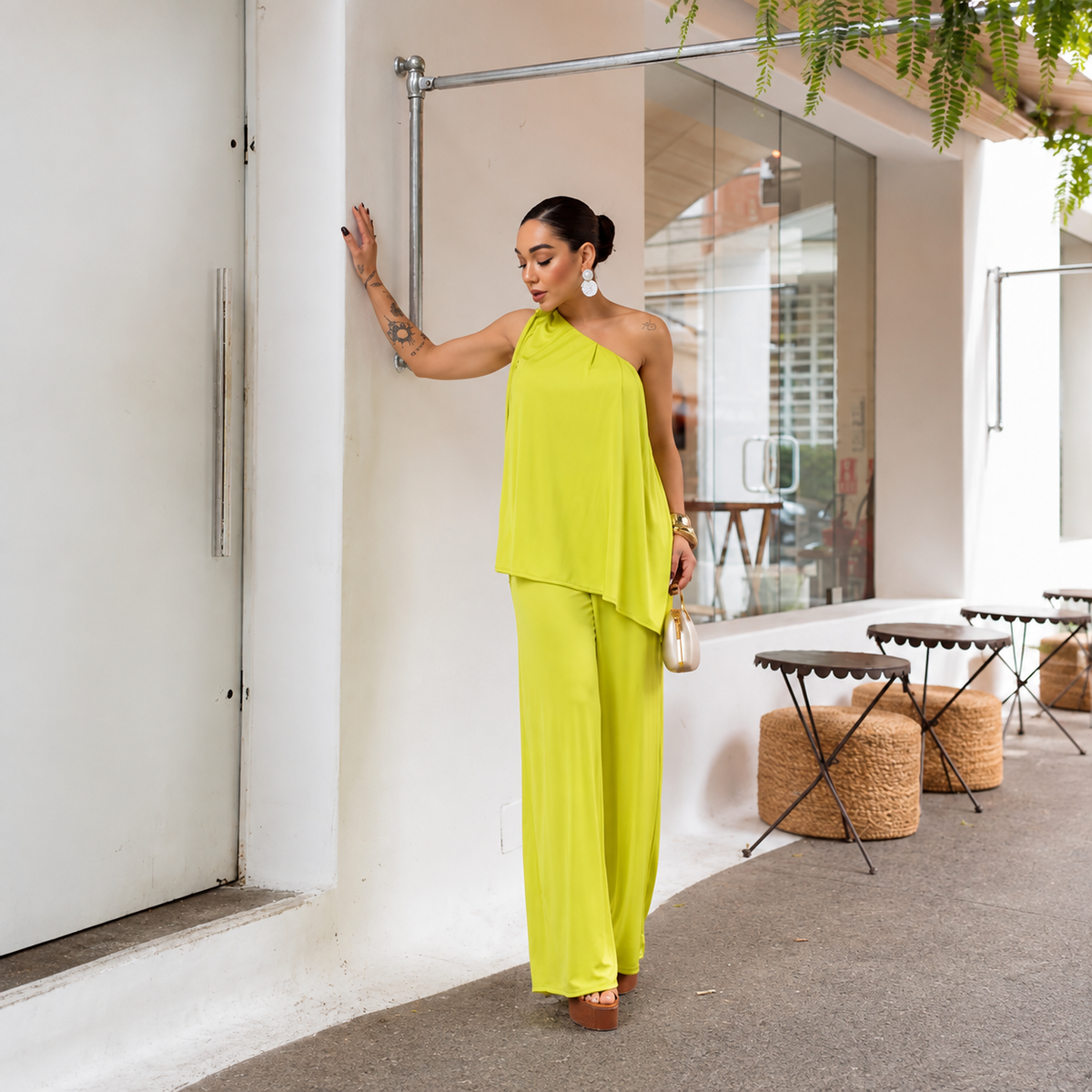 Conjunto Pantalona Manga Nula