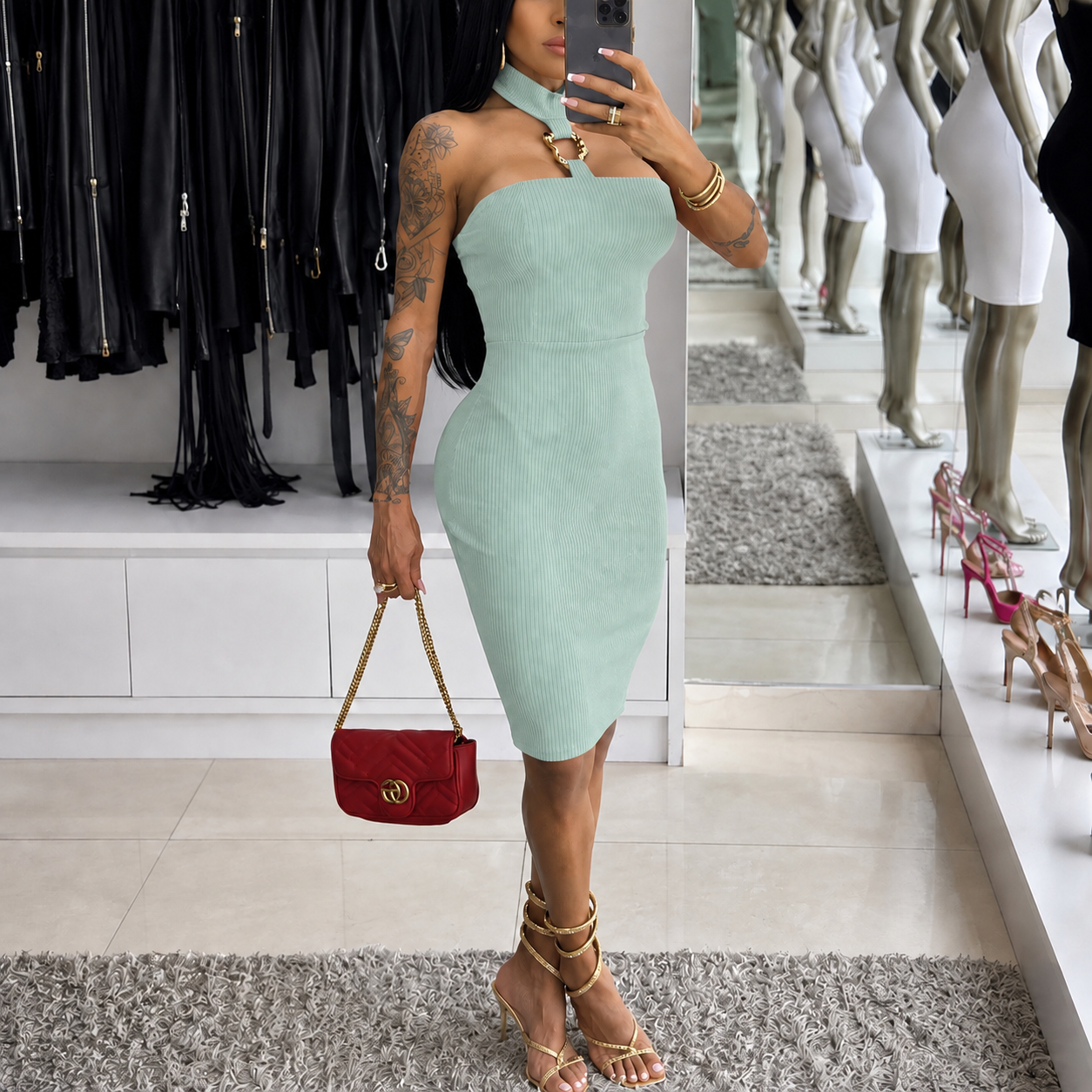 Vestido Gola + Aplicação