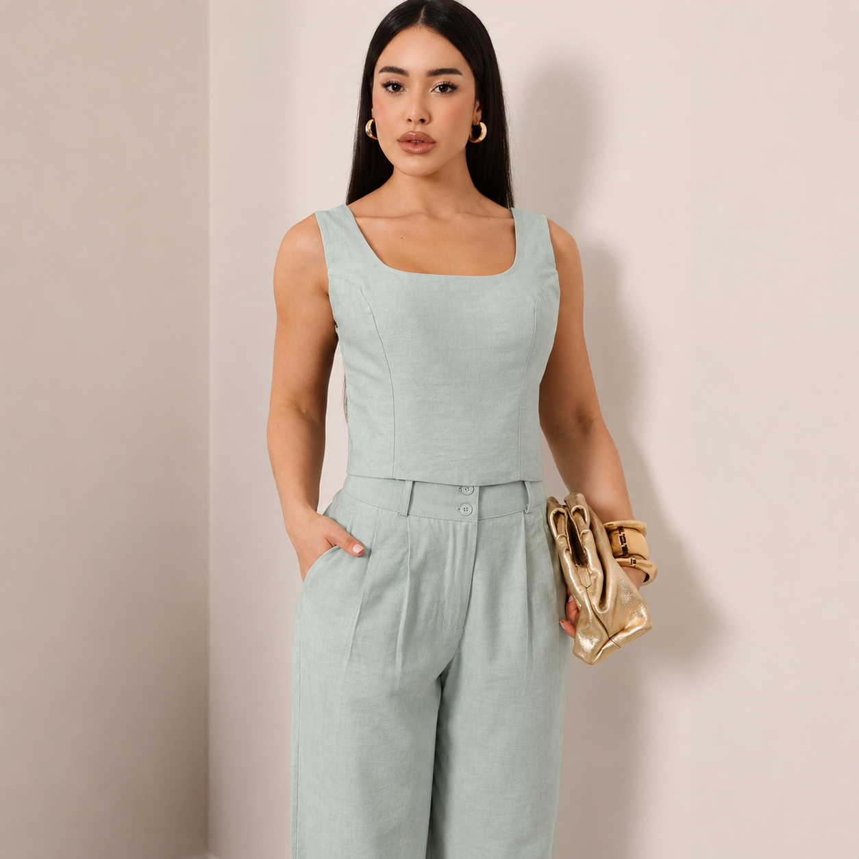 Calça Pantalona Com Botão Duplo