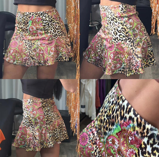 Saia Estampada Animal Print   CARMEN STEFFENS