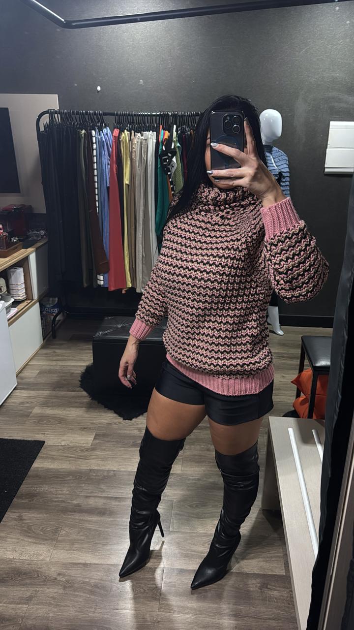 Blusas Tricô Gola Alta