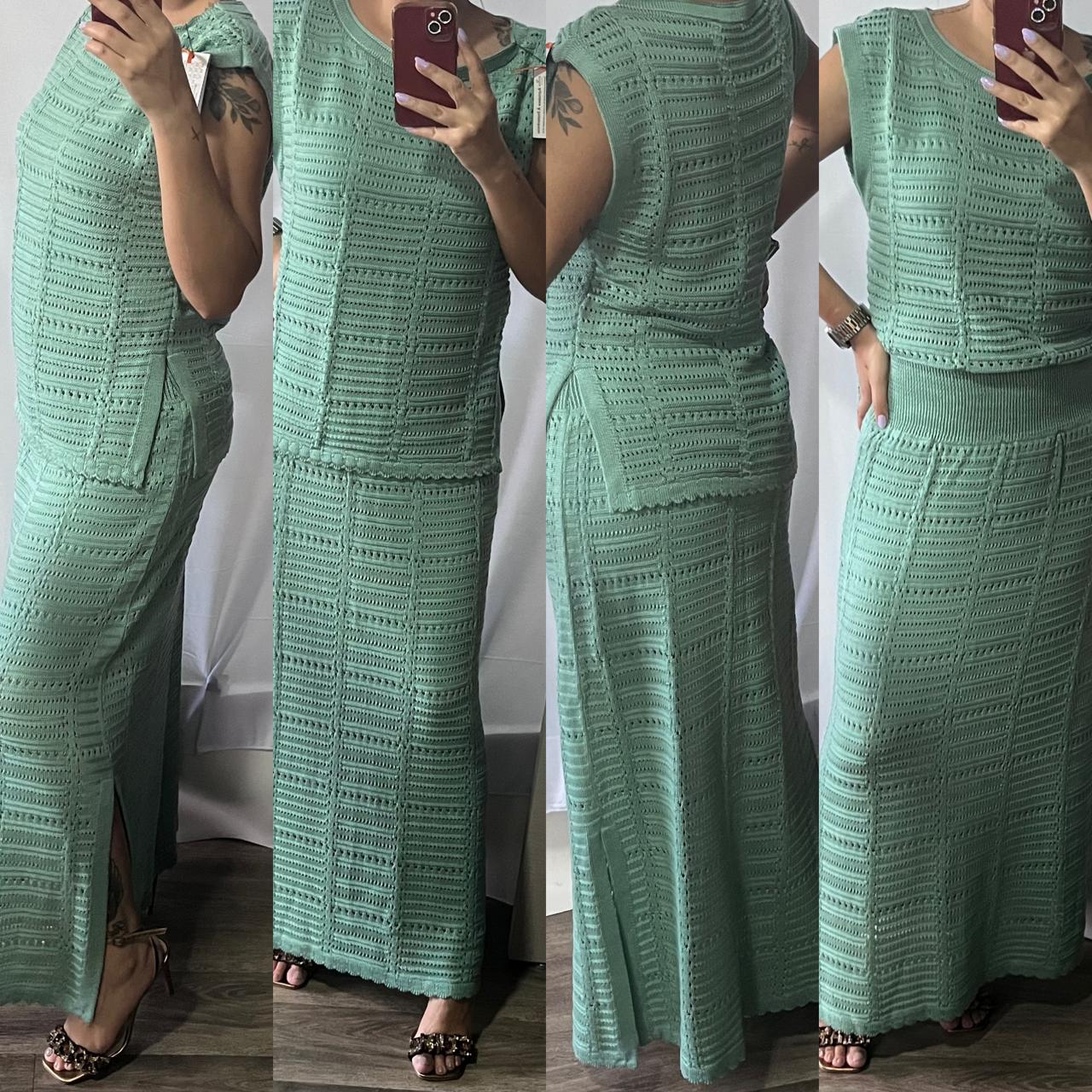 Conjunto Tricô Saia + Blusa