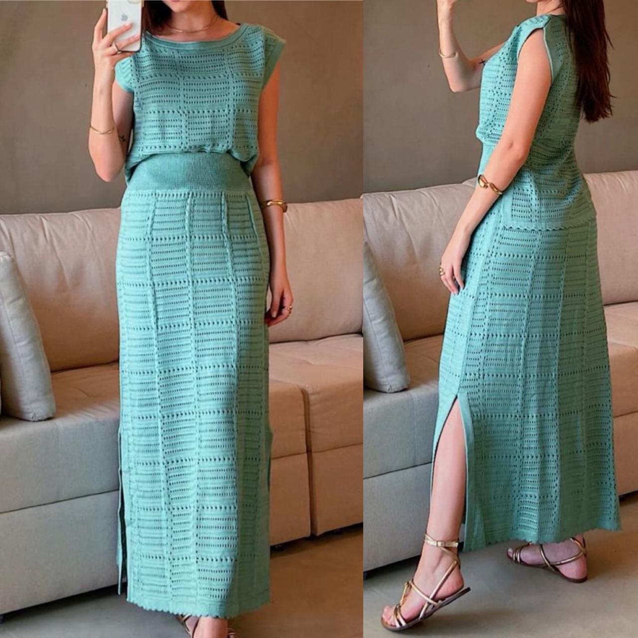 Conjunto Tricô Saia + Blusa