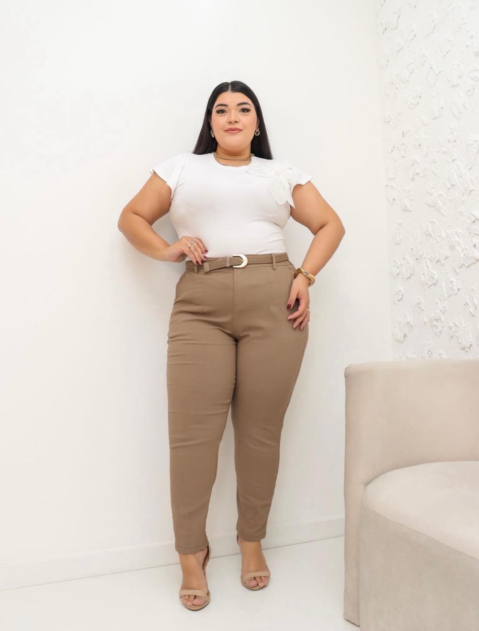 Calça Sarja Com Cinto Plus Size