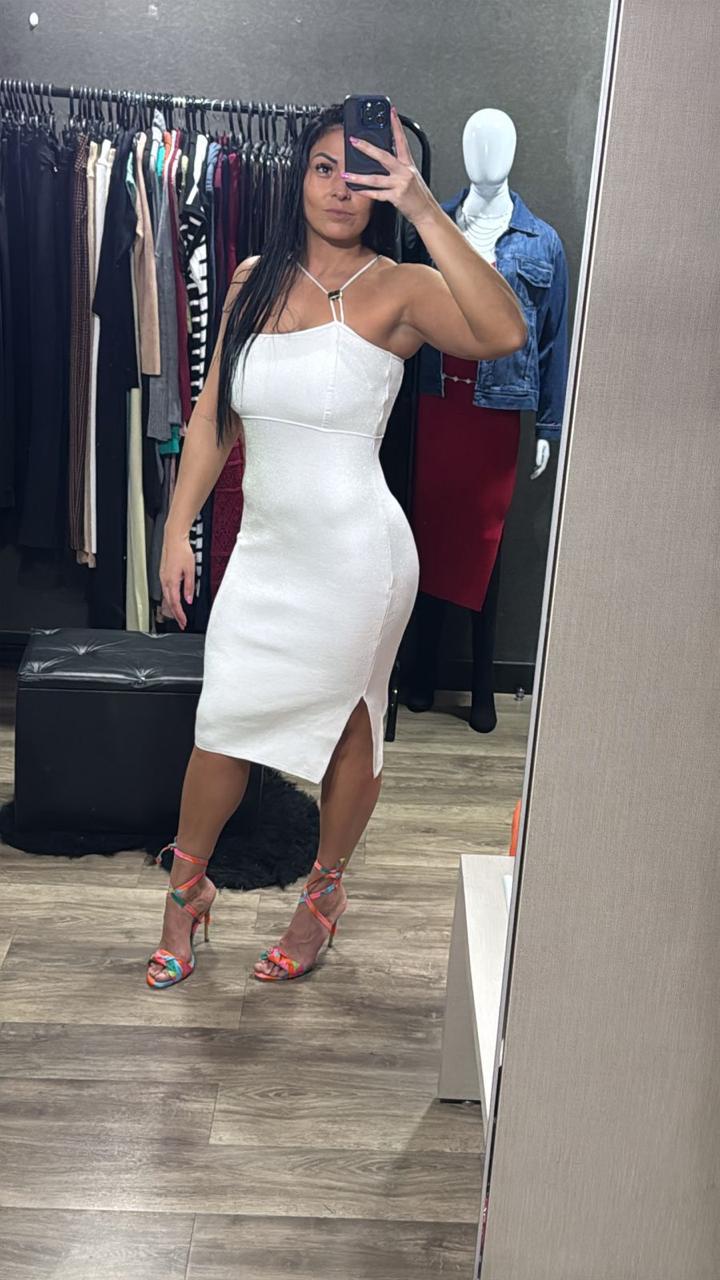 Vestido Midi Tricô Ombro Só
