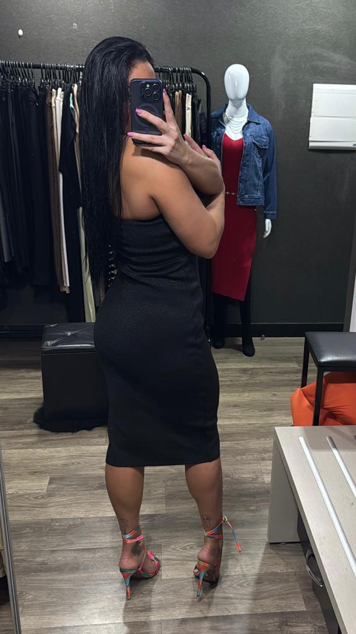 Vestido Midi Tricô Ombro Só