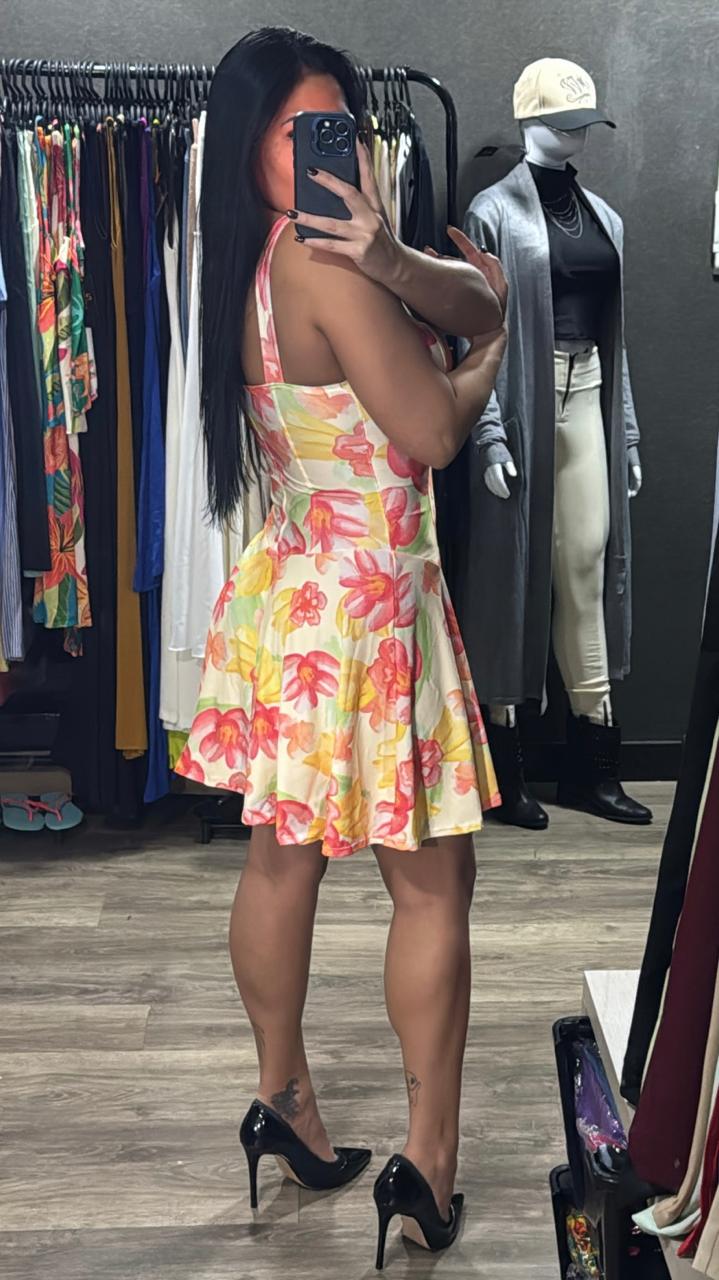 Vestido Curto Floral C/ Bojo