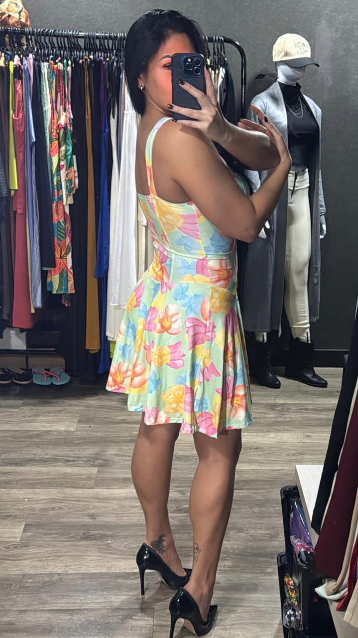 Vestido Curto Floral C/ Bojo