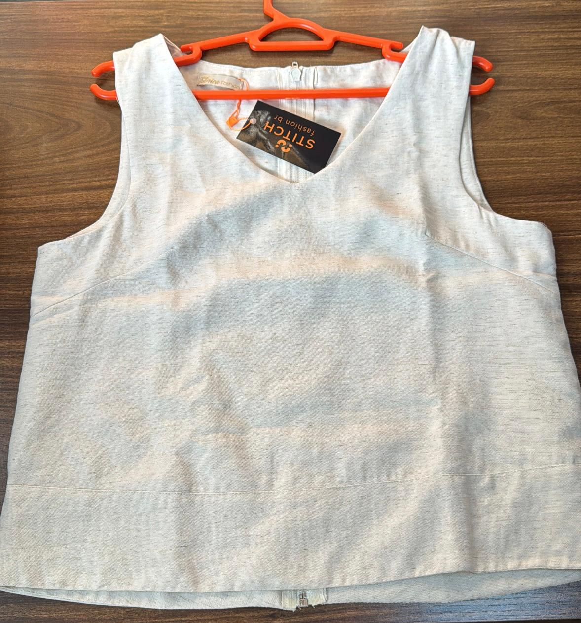 Blusinha Regata Alfaiataria