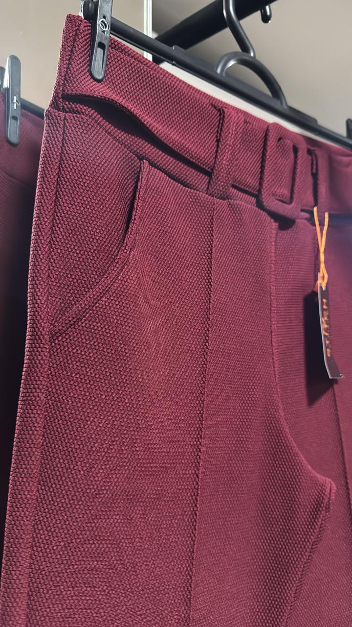 Calça Elastano Flare C/ Cinto