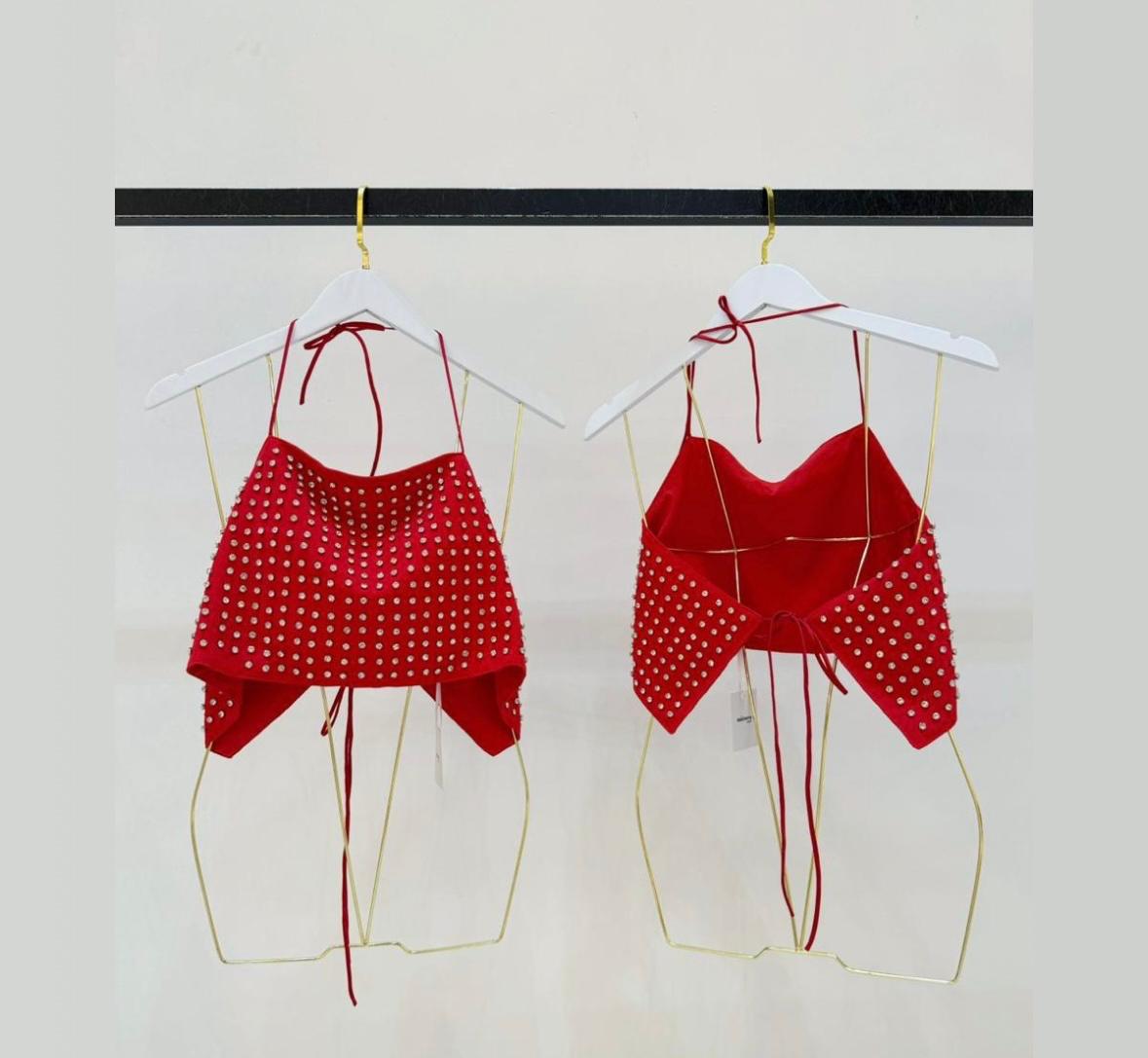 Cropped Frente Unica + Aplicação Strass