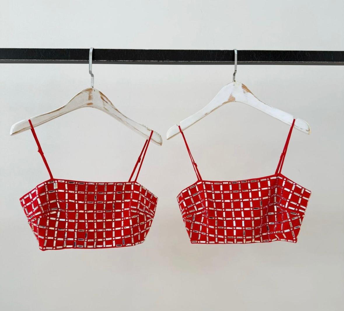 Cropped Aplicação Strass