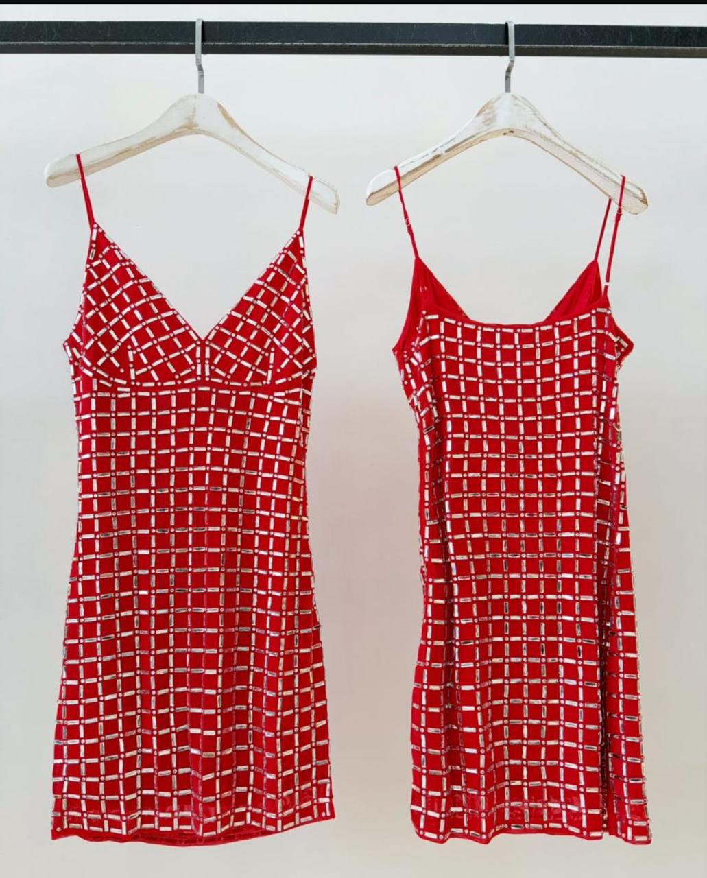 Vestido Aplicação Strass