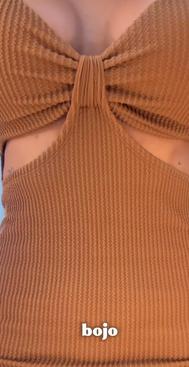 Vestido Midi Recorte Busto