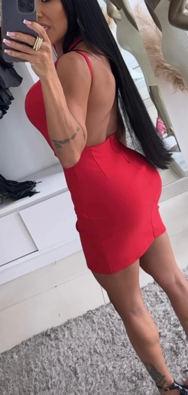 Vestido Ombro Só + Recorte Costas