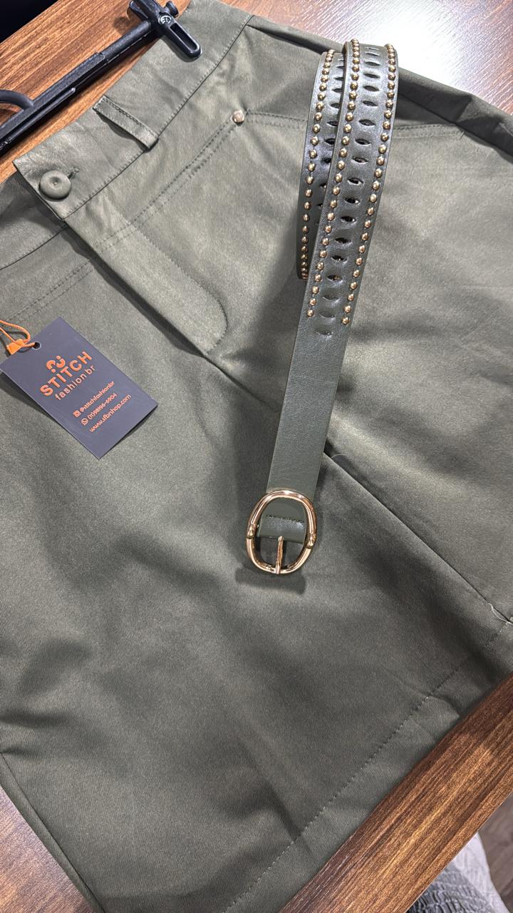 Shorts/Saia Com Cinto