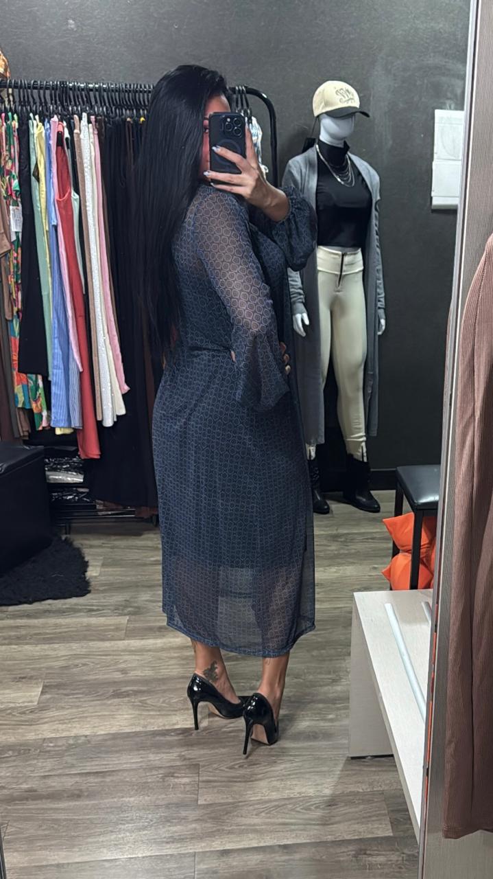 Vestido Longo + Manga Longa Tule Sobreposição