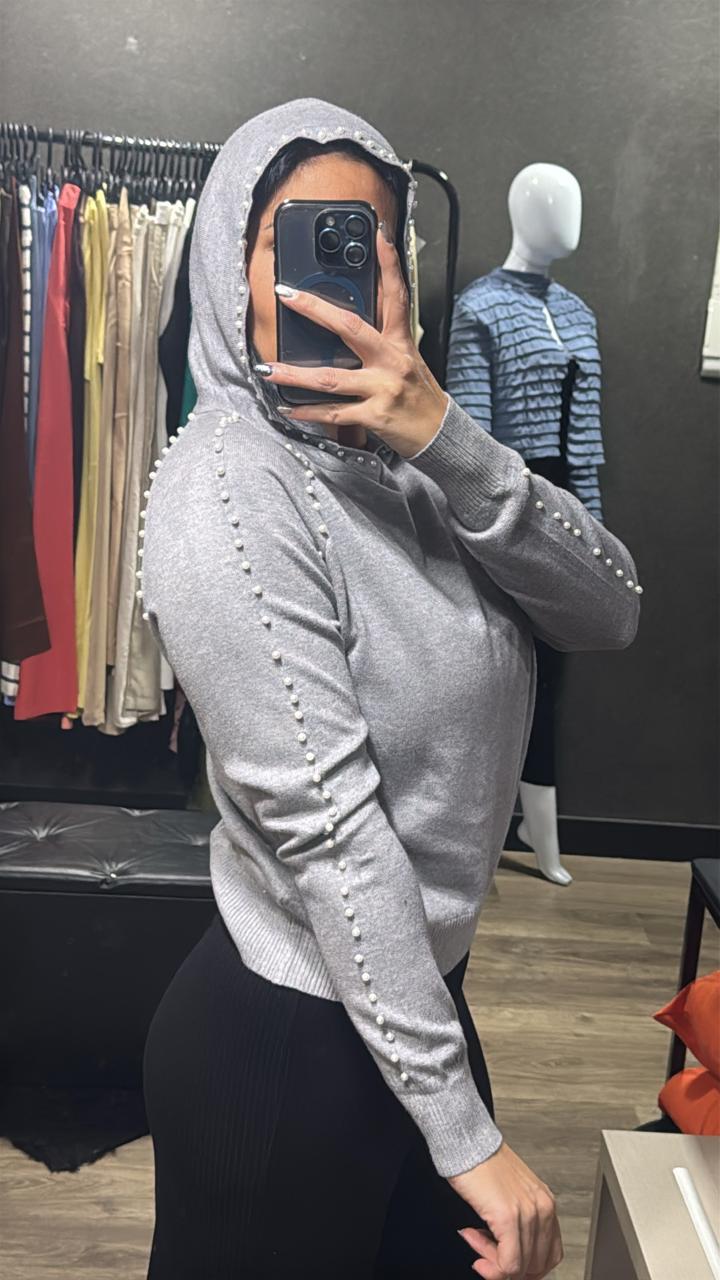 Blusa Capuz + Aplicaçao