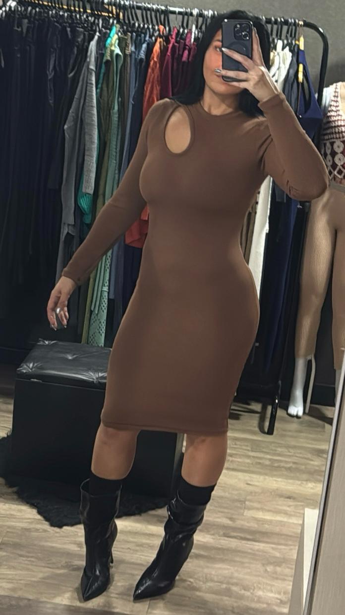 Vestido Manga Longa + Recorte