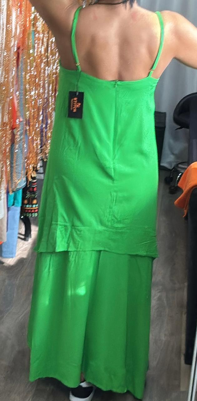 Vestido Longo Em Camadas