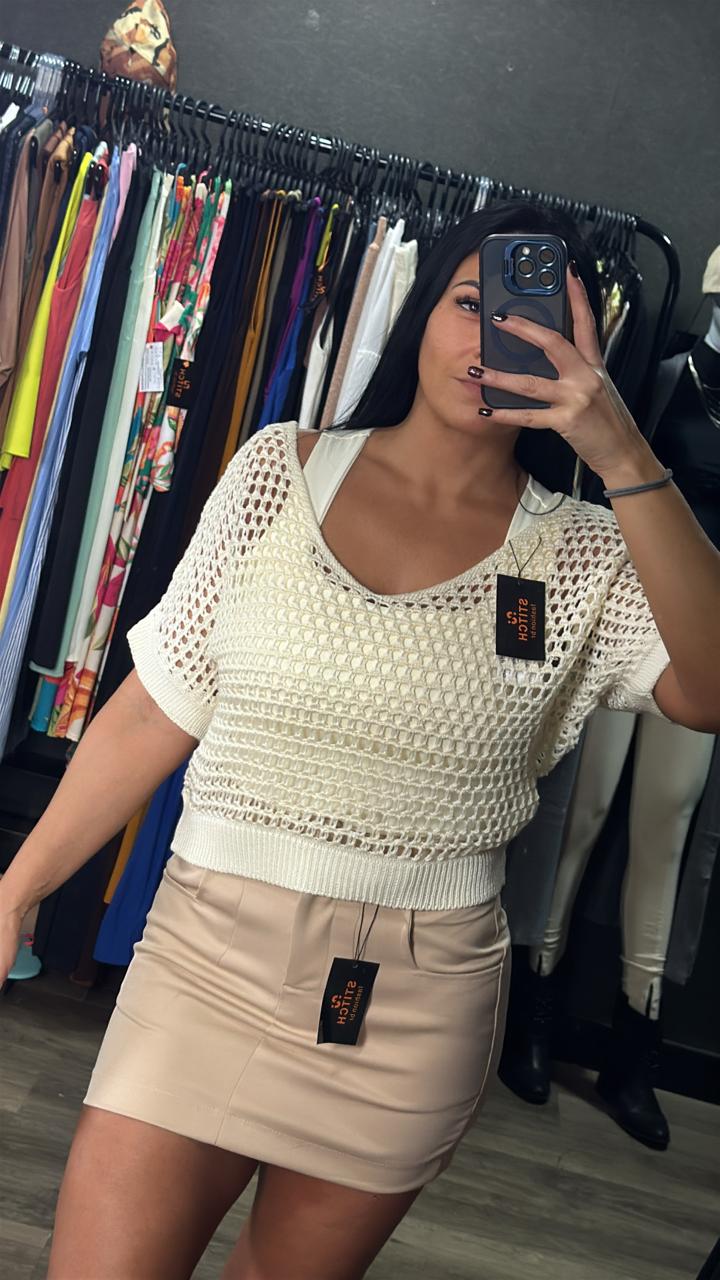 Blusinha Tricô Furadinha