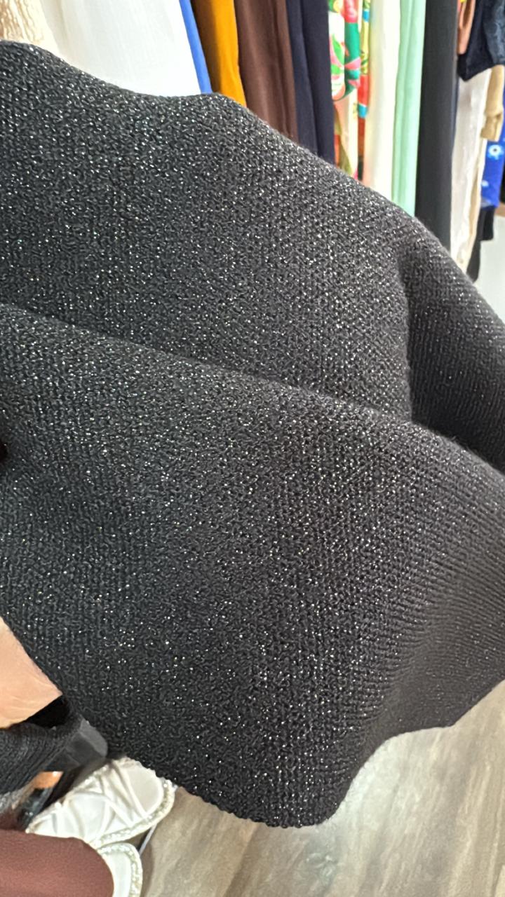 Vestido Midi Tricô Ombro Só