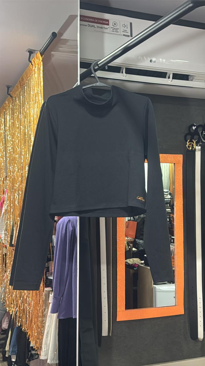 Cropped Gola Alta + Manga Longa