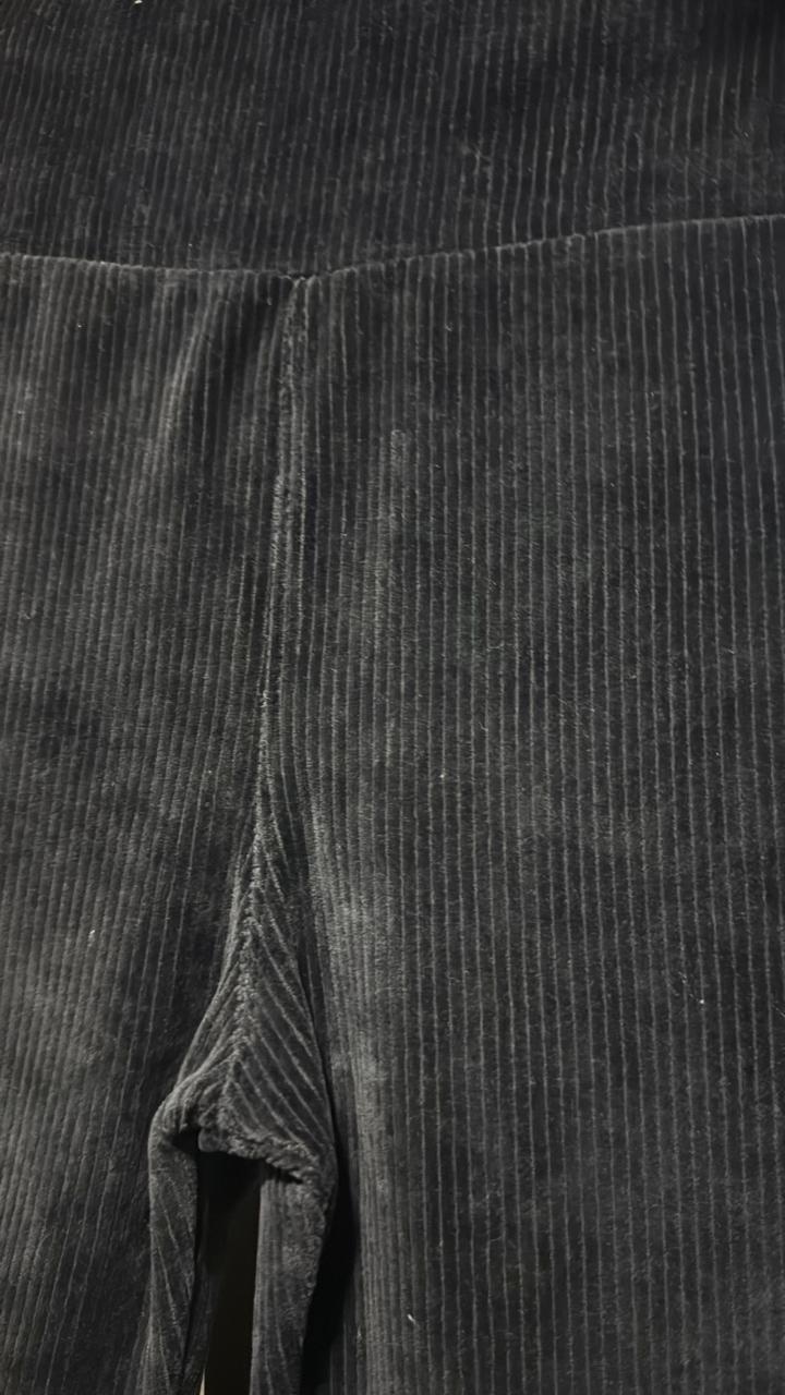 Calça Legging Canelada