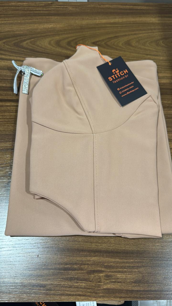 Conjunto Cropped + Saia Montaria