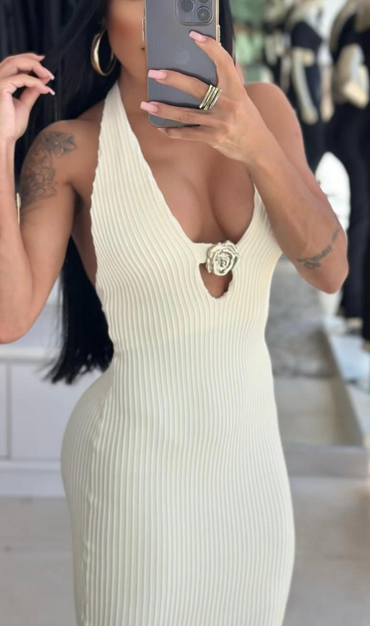 Vestido Midi Frente Unica + Aplicaçao