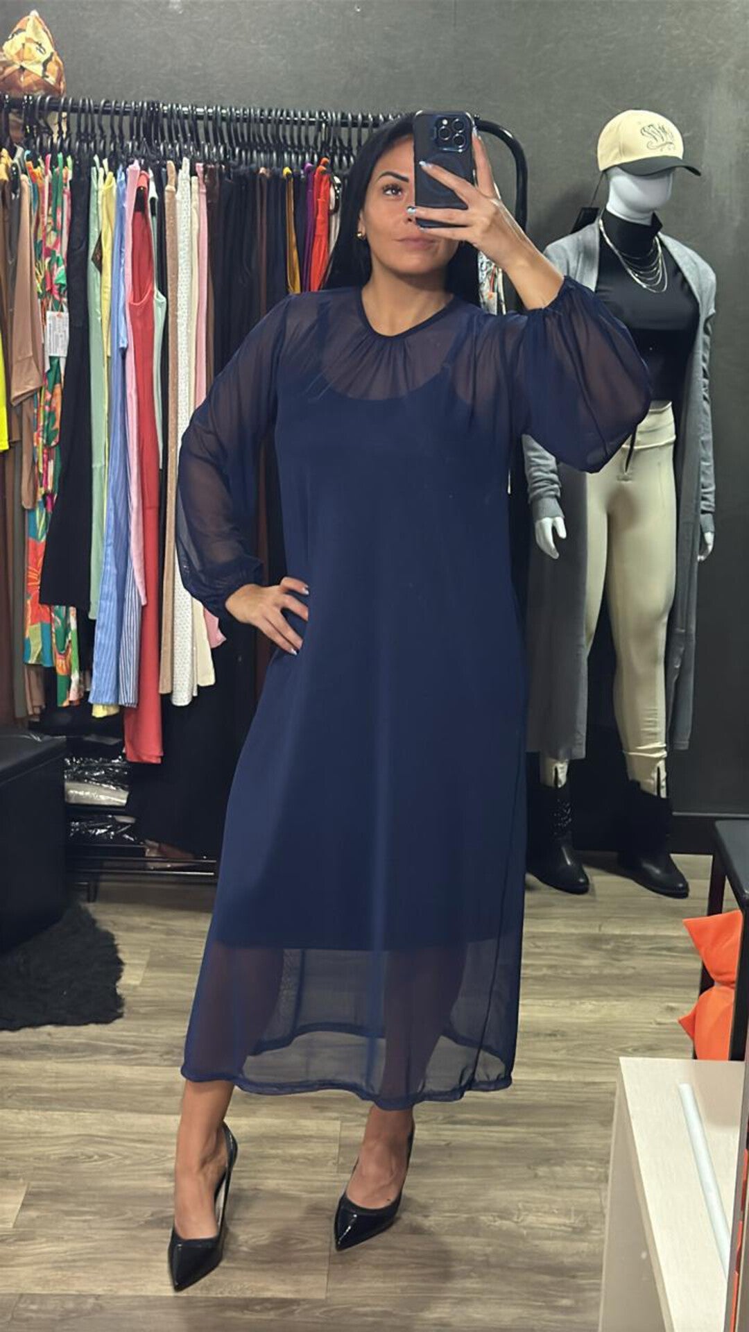 Vestido Longo + Manga Longa Tule Sobreposição