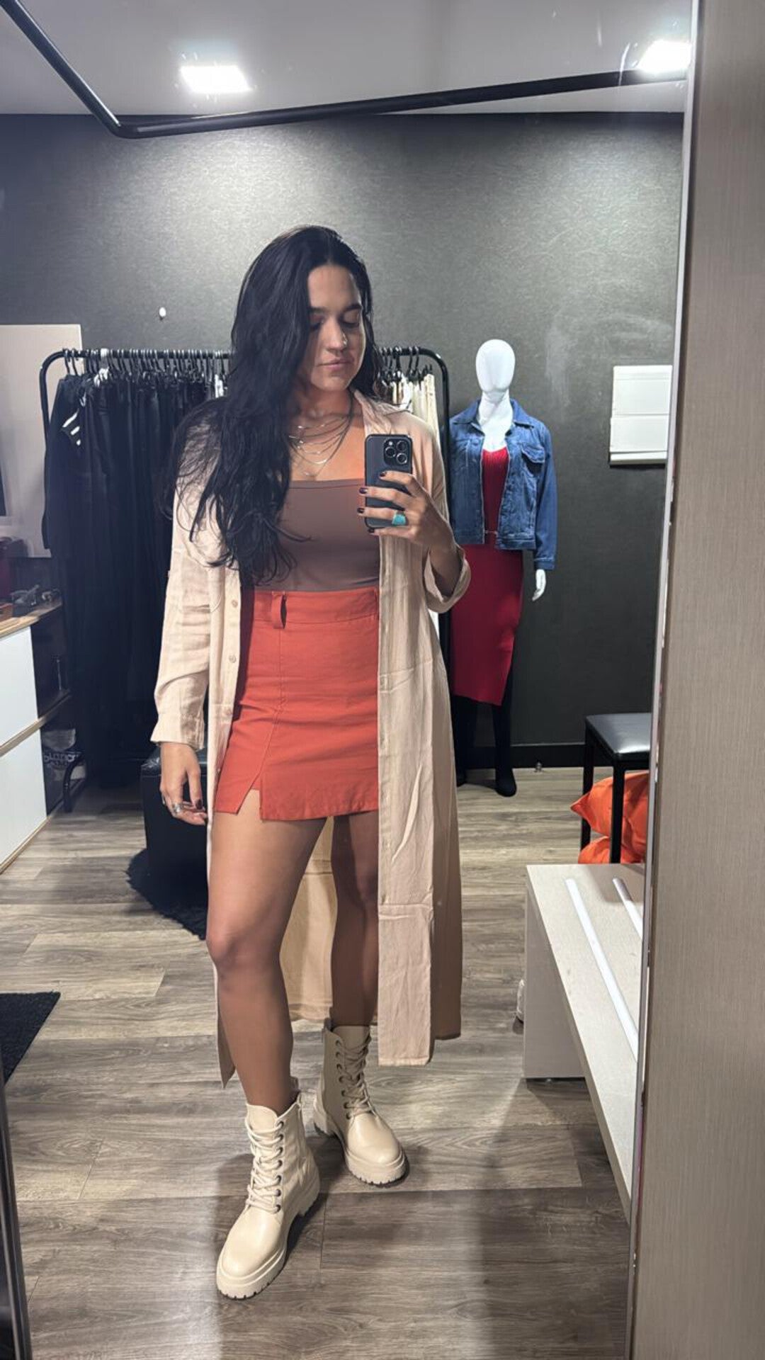 Shorts/Saia Fenda + Cinto Brilho