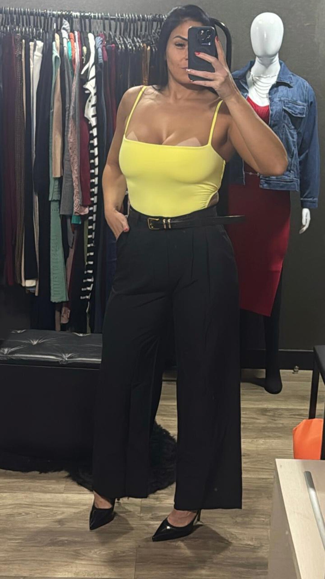 Calça Alfaiataria Pantalona Com Cinto