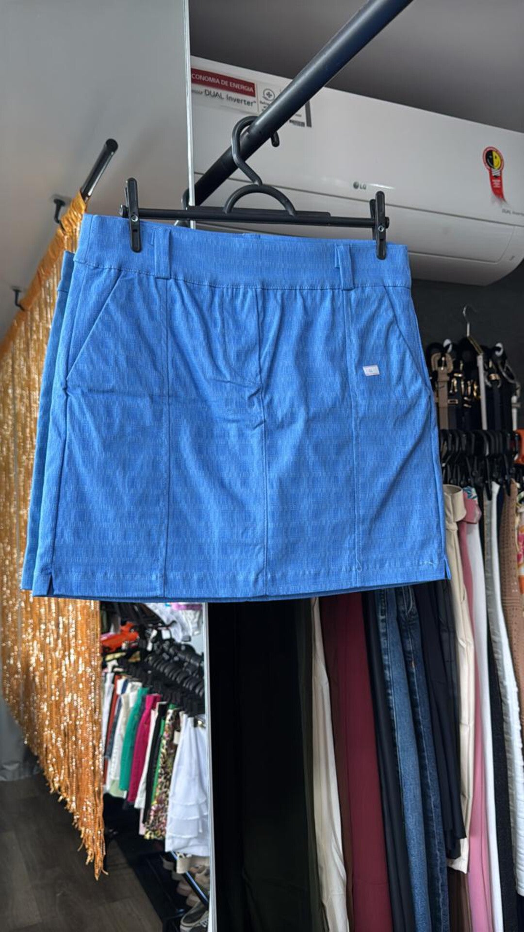 Shorts/Saia Com Passante Cinto