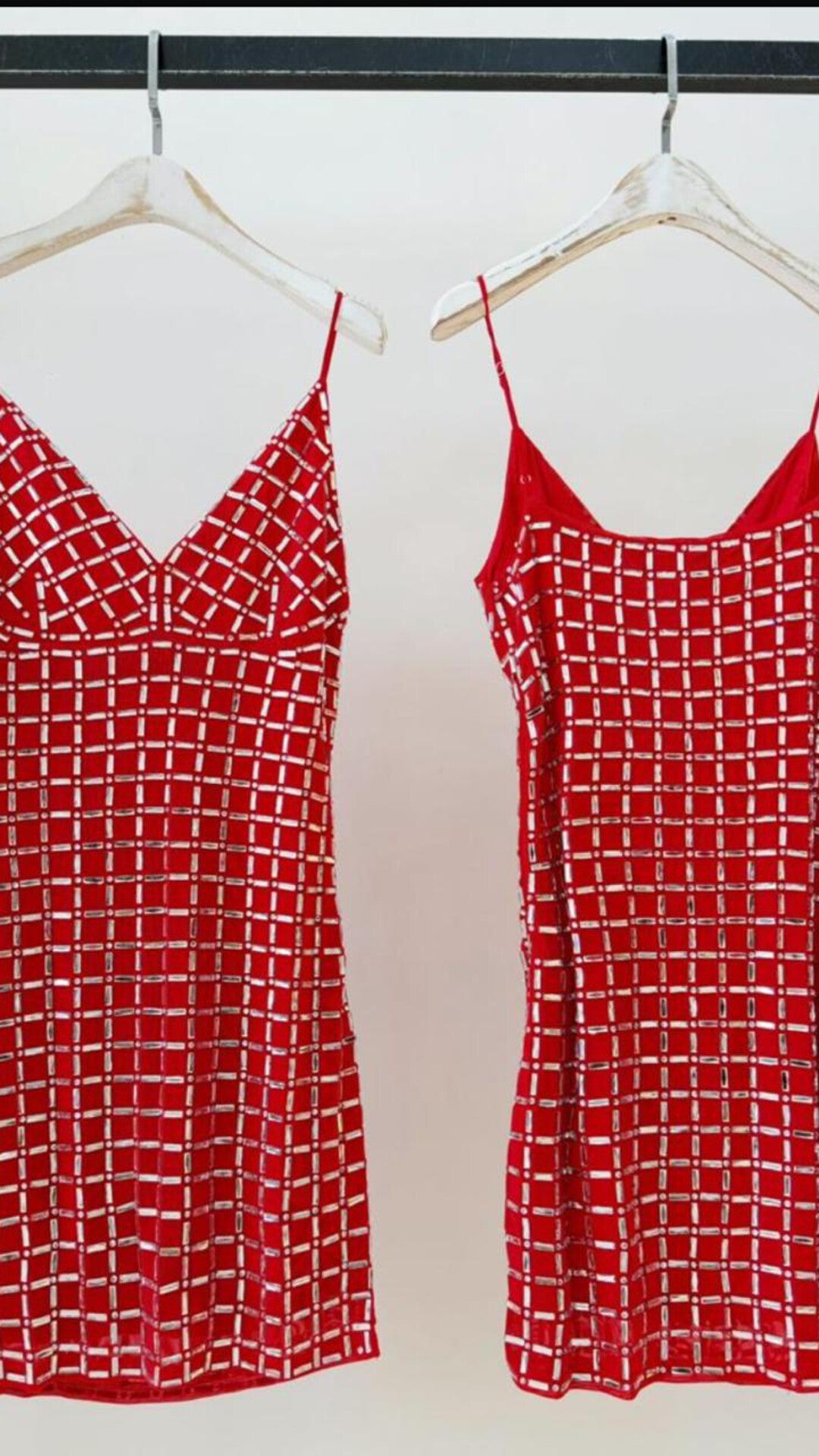 Vestido Aplicação Strass