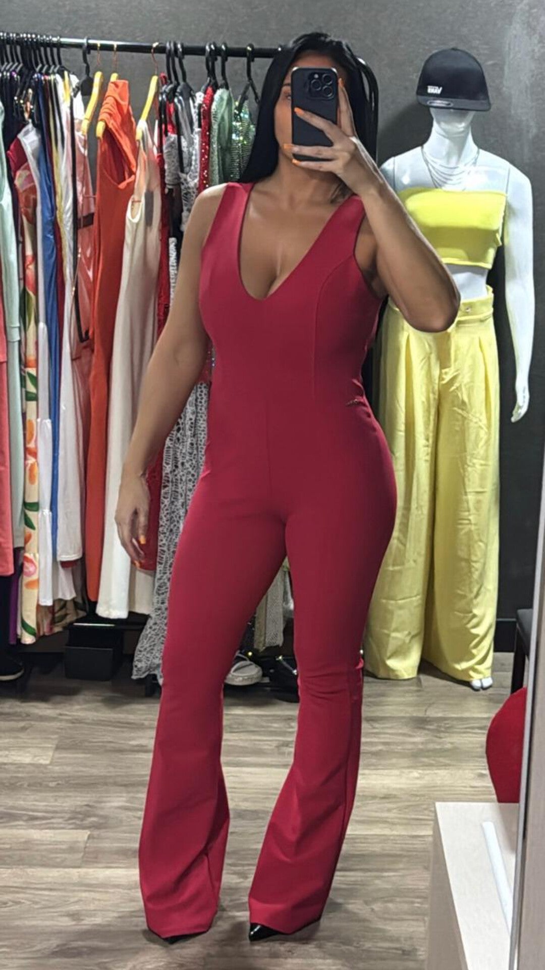 Macacão Montaria Recorte Costas